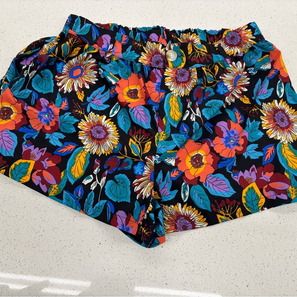 SHEIN High Waist Floral Shorts - Black and Multicolor